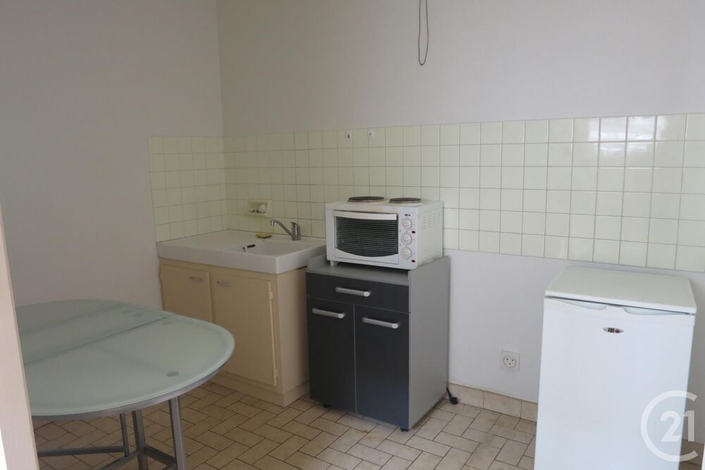 location Appartement - 1 pièce(s) - 45 m² Montluçon (03100)