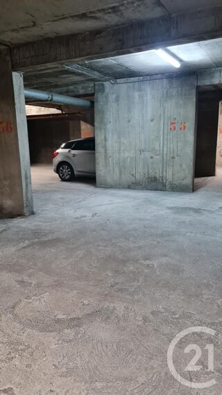  Parking / Garage  louer 15 m