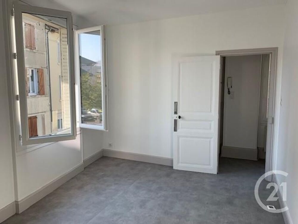 vente Immeuble - 250 m Montluon (03100)