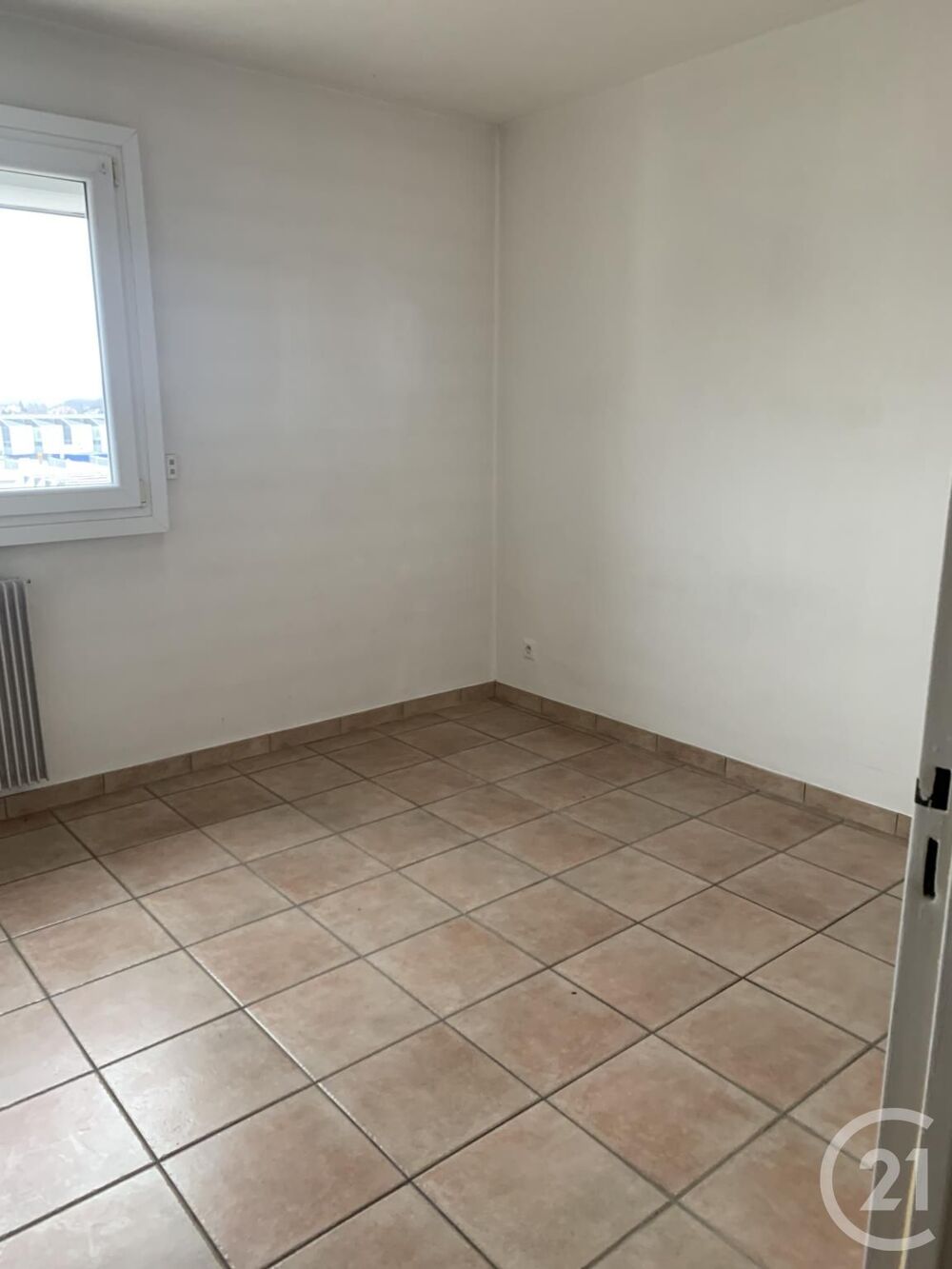 location Appartement - 3 pièce(s) - 59 m² Sochaux (25600)