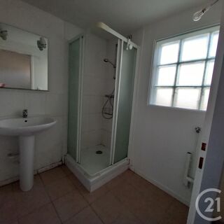  Maison  vendre 2 pices 124 m