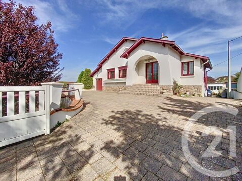   Vente Maison Maison - 8 pice(s) - 185 m