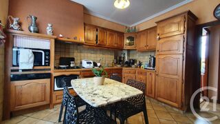  Maison  vendre 10 pices 176 m