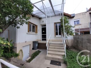  Maison  louer 2 pices 50 m