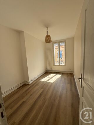  Appartement  louer 3 pices 46 m