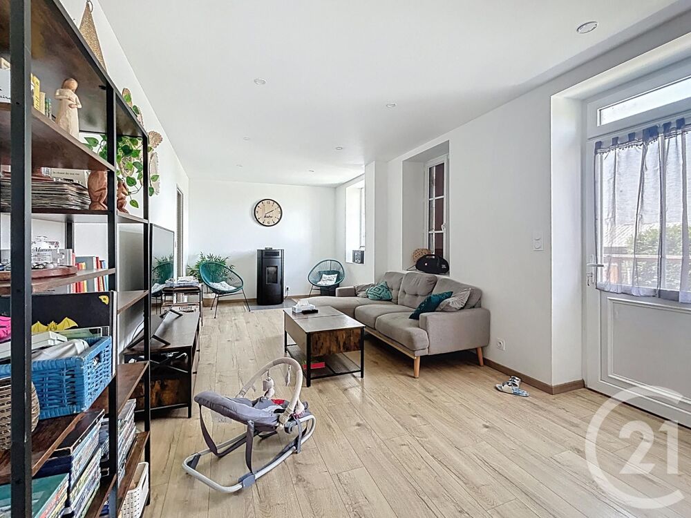 location Maison - 6 pice(s) - 200 m Saint-Grand-de-Vaux (03340)