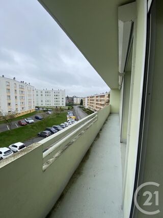  Appartement  vendre 4 pices 77 m