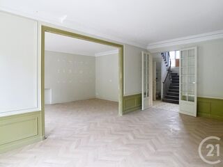  Maison  vendre 6 pices 195 m