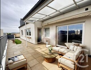  Appartement  vendre 6 pices 122 m