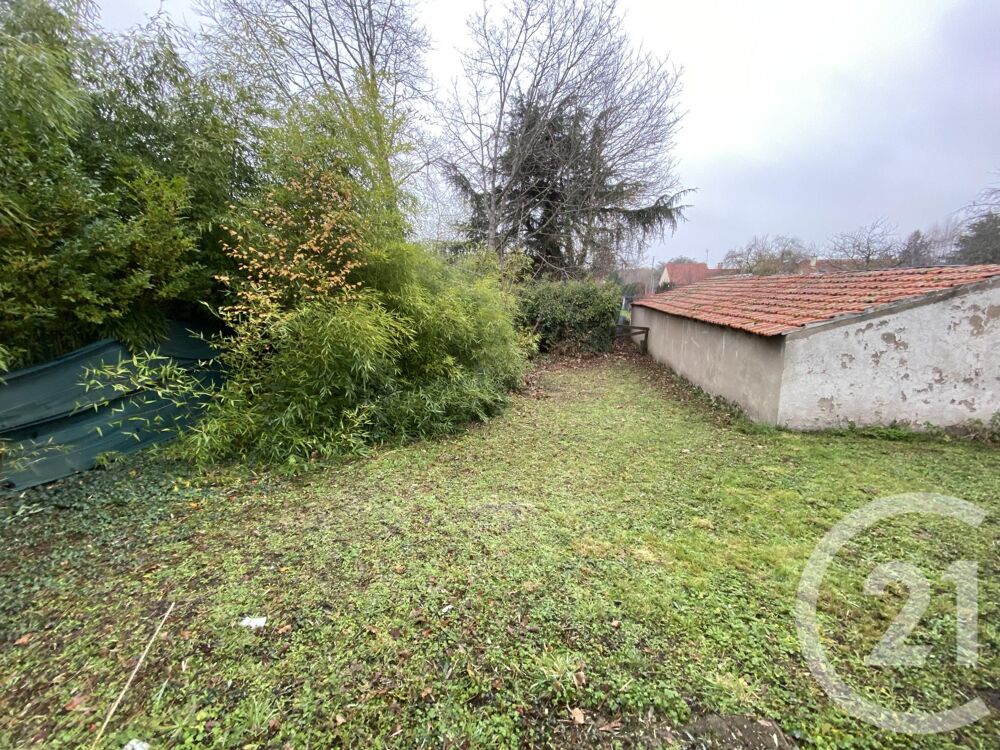 vente Maison - 2 pice(s) - 40 m Commentry (03600)