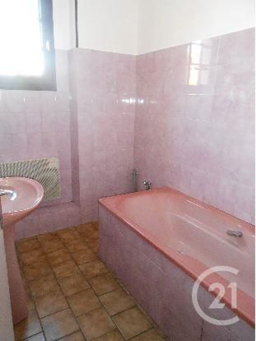 location Appartement - 2 pice(s) - 48 m Montluon (03100)