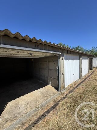  Parking / Garage  louer 15 m