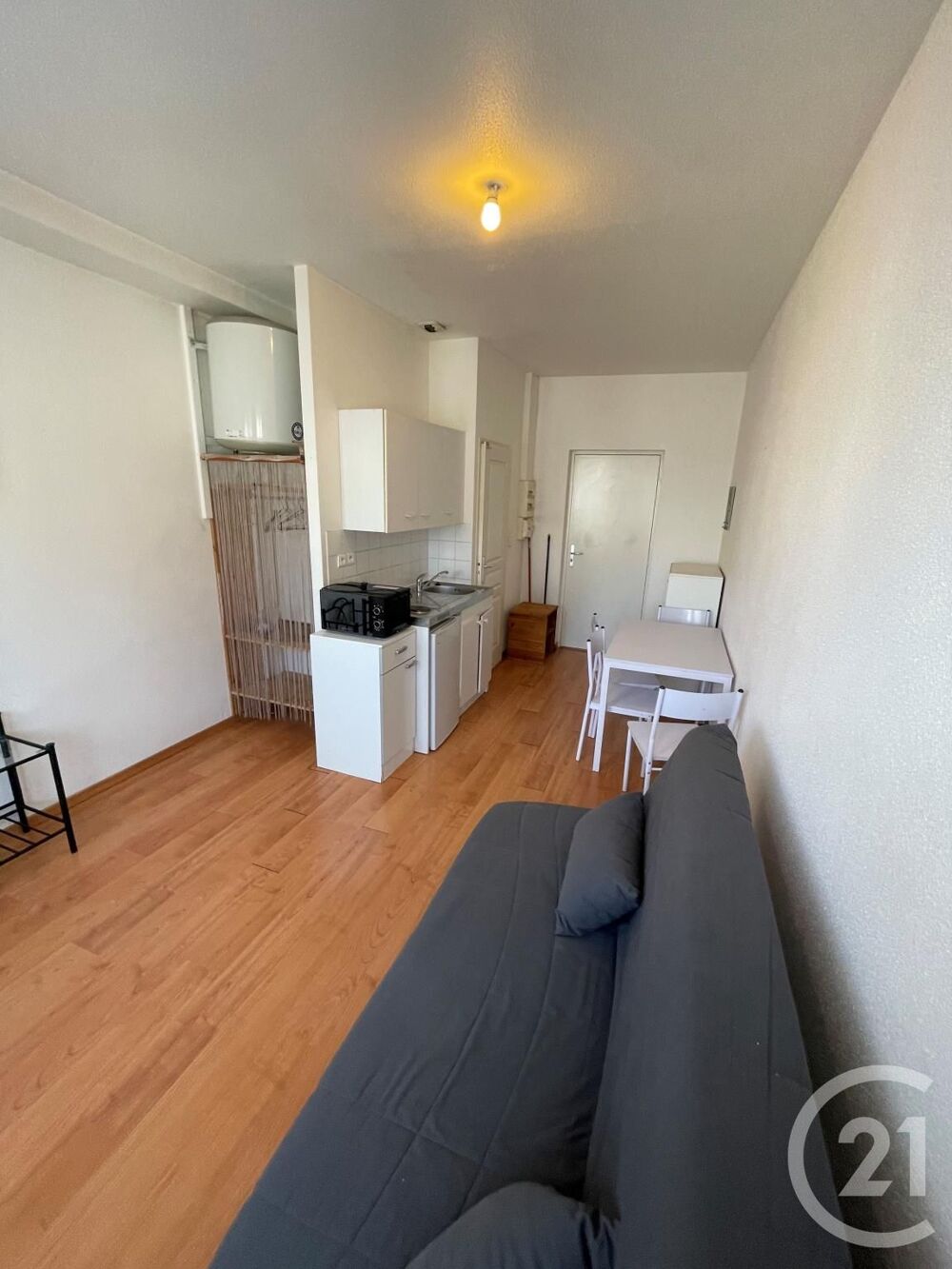 location Appartement - 1 pice(s) - 18 m Besanon (25000)