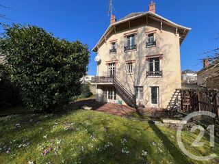  Maison  vendre 10 pices 271 m