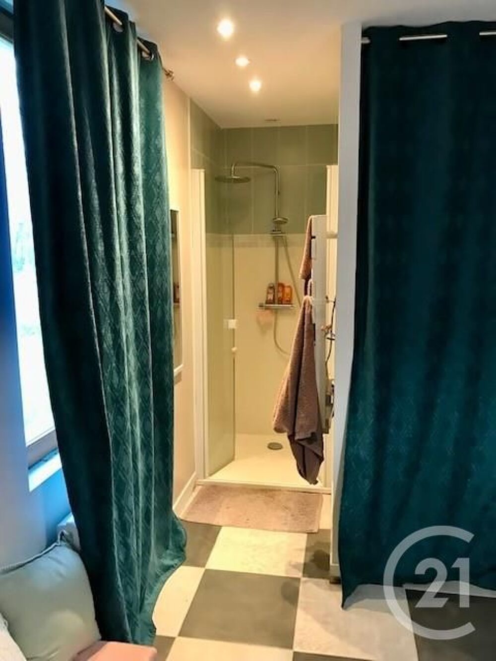 vente Maison - 6 pice(s) - 175 m Sancoins (18600)