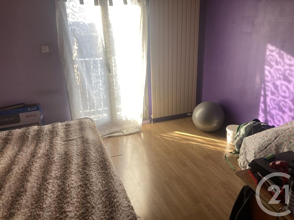 vente Immeuble - 330 m Montluon (03100)