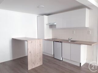  Appartement  louer 2 pices 49 m