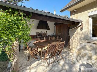  Maison  vendre 7 pices 220 m