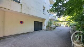  Parking / Garage  vendre 15 m