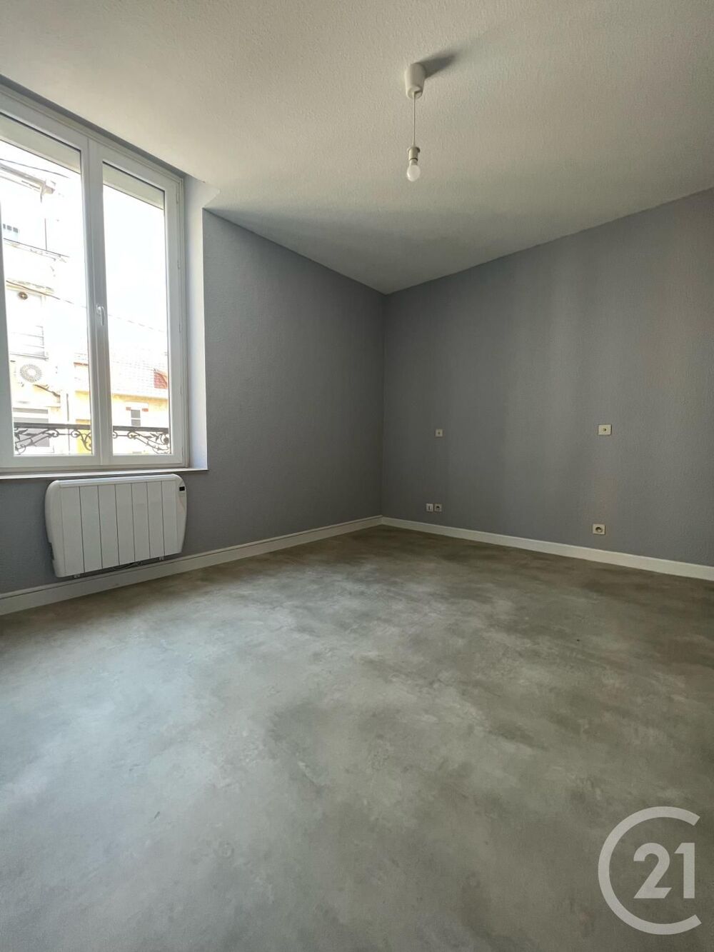 location Appartement - 1 pice(s) - 30 m Montluon (03100)