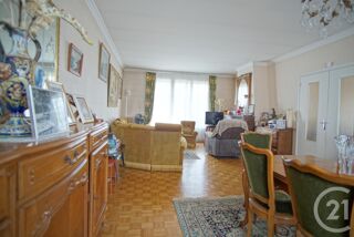  Maison  vendre 5 pices 195 m