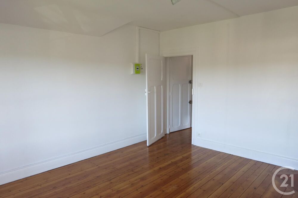 location Appartement - 2 pice(s) - 49 m Montluon (03100)