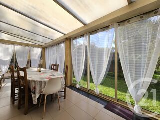  Maison  vendre 7 pices 180 m
