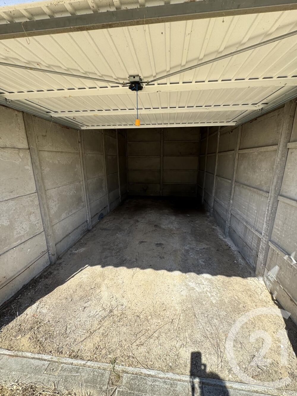 location Parking / Garage - 13 m Montluon (03100)