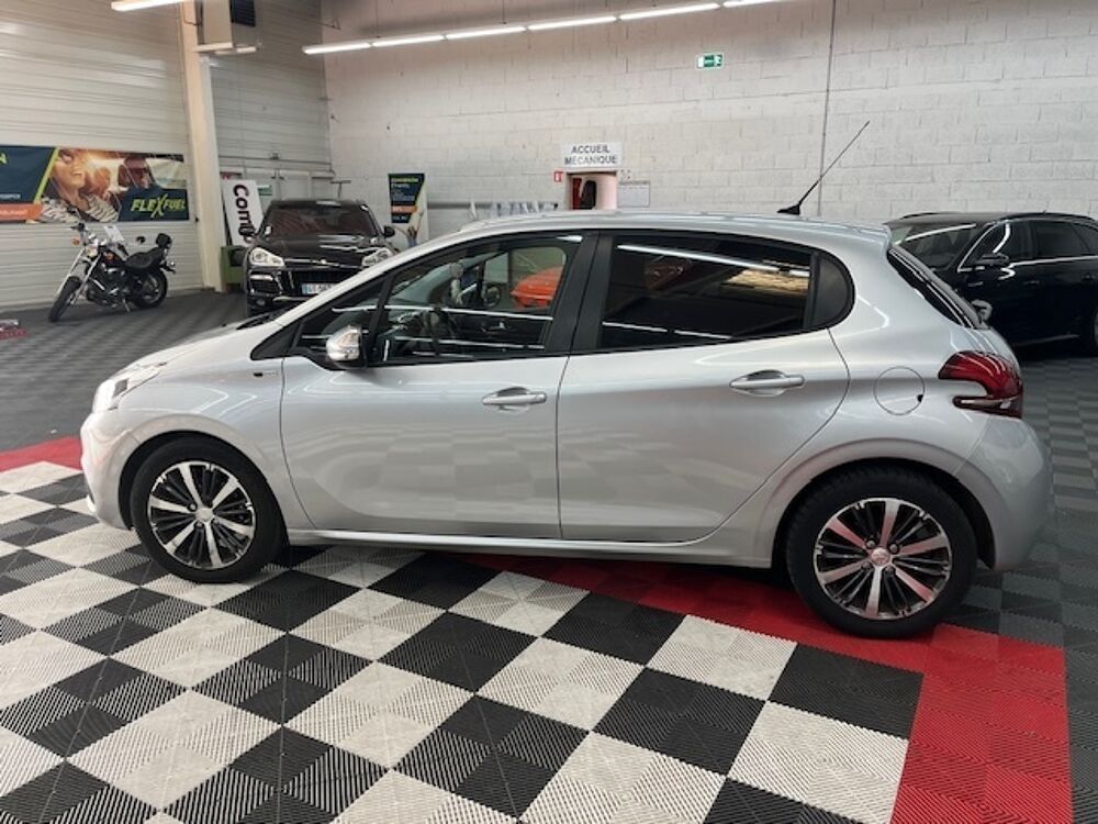 208 1.6 BLEUHDI STYLE 100CV 5 PORTES 2016 occasion 39140 Bletterans