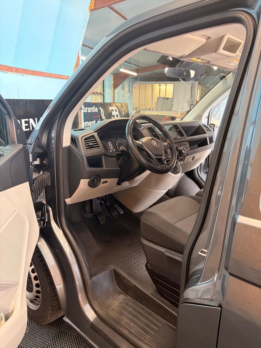 Transporter Combi TRANSPORTER T6 2.0 TDI 150 L2H1 2019 occasion 39140 Bletterans