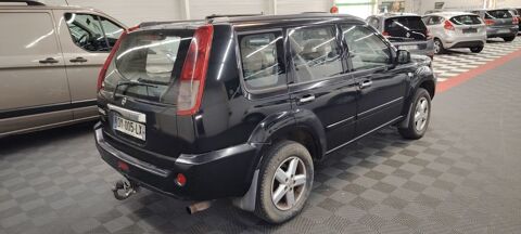 X-Trail X-TRAIL 2.2 DCI ELEGANCE 4X4 9CV 2006 occasion 39140 Bletterans