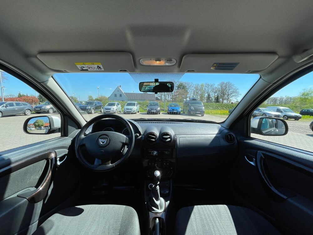 Duster DUSTER 1.5 DCI 110CV LAUREATE 4X4 CLIM PREMIERE MAIN 2012 occasion 39140 Bletterans