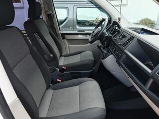 California CALIFORNIA T6 CALIFORNIA TRANSPORTEUE8 PLACES 140CV BV MANU 2019 occasion 39140 Bletterans