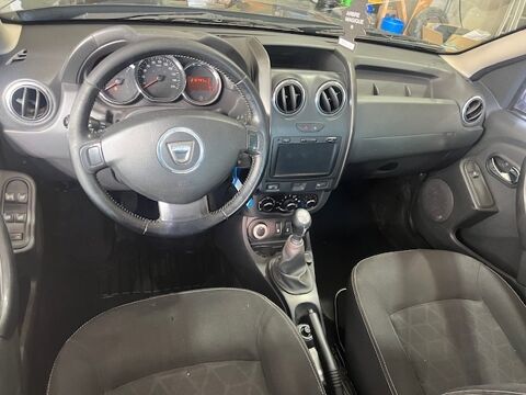 Duster DUSTER 1.5 DCI 4X4 110CV DESLEY ATTELAGE CLIM GPS REGUL 2015 occasion 39140 Bletterans