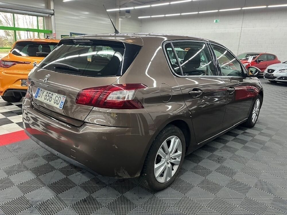 308 II 1.2 PURETECH 130 ALLURE 2015 occasion 39140 Bletterans