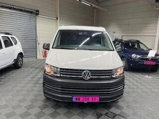 California CALIFORNIA T6 CALIFORNIA TRANSPORTEUE8 PLACES 140CV BV MANU 2019 occasion 39140 Bletterans