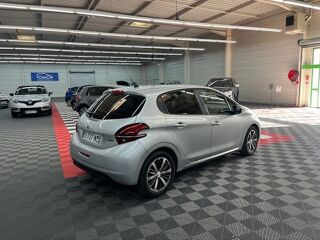208 1.6 BLEUHDI STYLE 100CV 5 PORTES 2016 occasion 39140 Bletterans