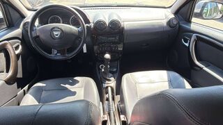 Duster DUSTER 1.5 DCI 110CV PRESTIGE 4X4- ATTELAGE 2011 occasion 39140 Bletterans