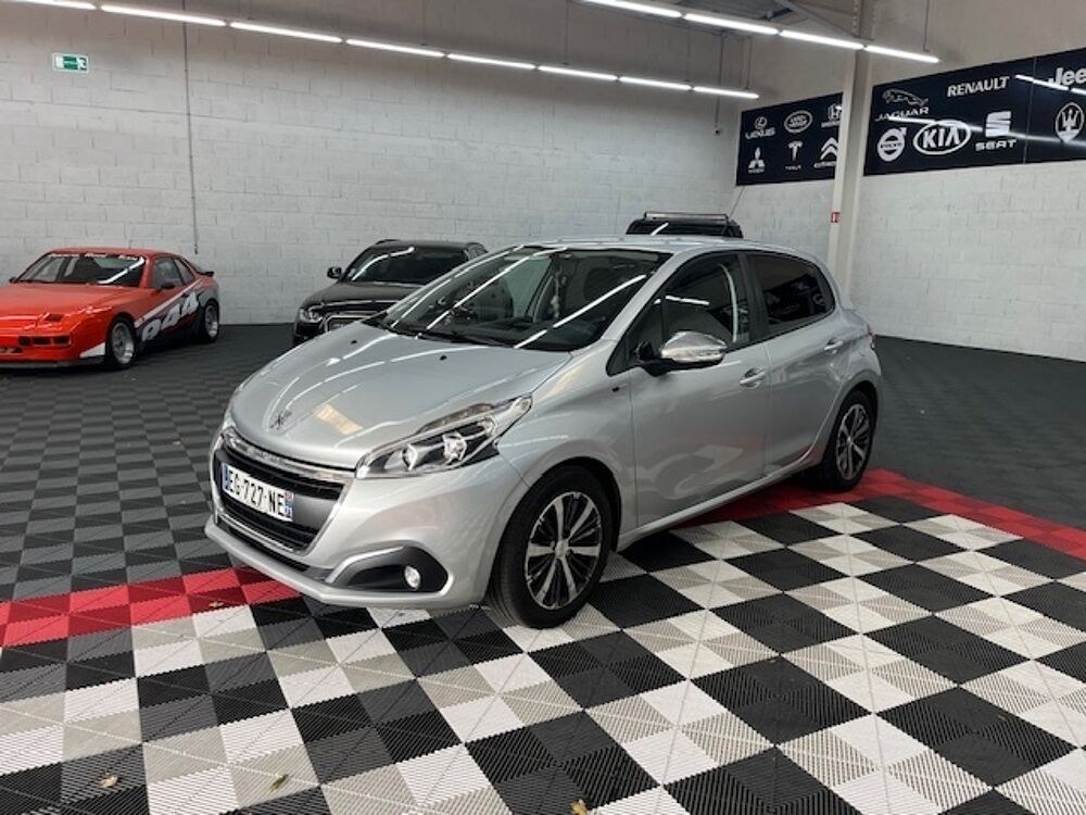 208 1.6 BLEUHDI STYLE 100CV 5 PORTES 2016 occasion 39140 Bletterans