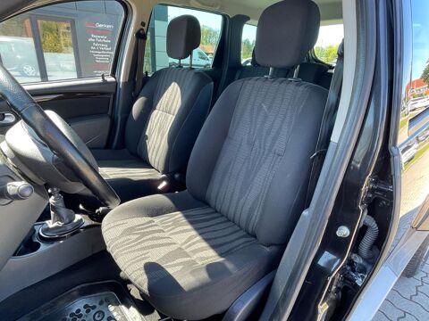 Duster DUSTER 1.5 DCI 110CV LAUREATE 4X4 CLIM PREMIERE MAIN 2012 occasion 39140 Bletterans