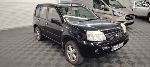 X-Trail X-TRAIL 2.2 DCI ELEGANCE 4X4 9CV 2006 occasion 39140 Bletterans