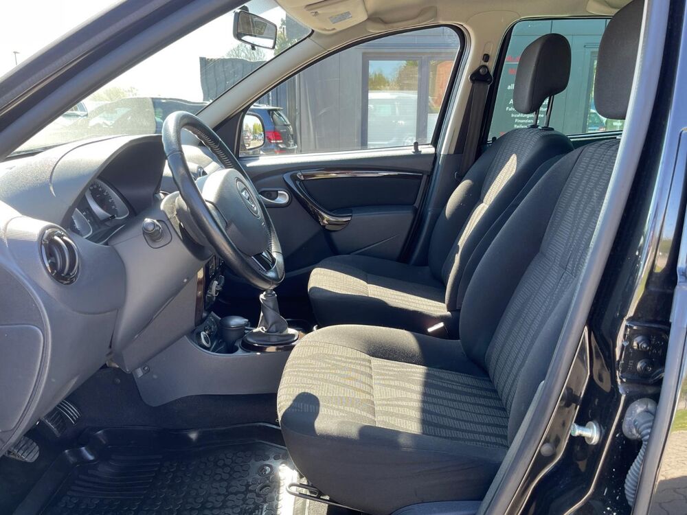 Duster DUSTER 1.5 DCI 110CV LAUREATE 4X4 CLIM PREMIERE MAIN 2012 occasion 39140 Bletterans