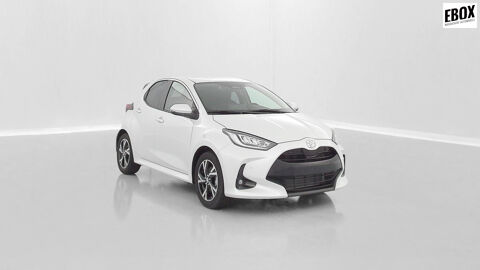 Toyota Yaris IV Hybride 116ch Design e-CVT 2025 occasion H&eacute;nin-Beaumont 62110