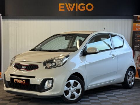 Kia Picanto 1.0 70 Ch STYLE - 1 er main - ENTRETIEN COMPLET 2013 occasion Niort 79000