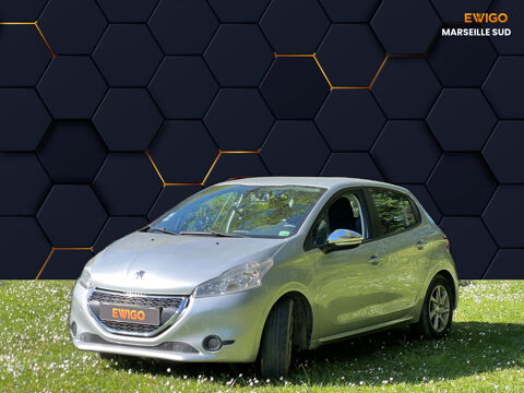 Peugeot 208 GENERATION-I 1.4 HDI 70CH ALLURE 2013 occasion Marseille 13009