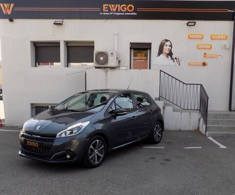 Peugeot 208 1.2 PureTech 82ch 5p - Toit Pano - Clim 