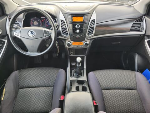 Korando II (CK) 200 2.0 FWD 150 2015 occasion 17100 Saintes