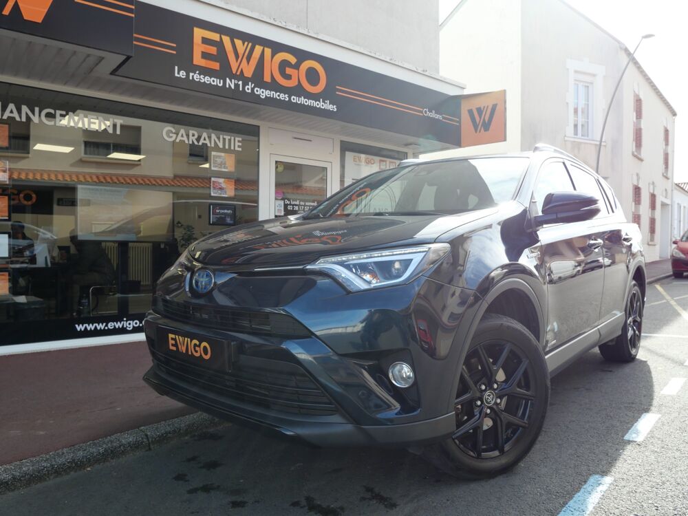 RAV 4 BLACK EDITION 2.5 197ch HYBRID 4X2 CVT 2018 occasion 85300 Challans