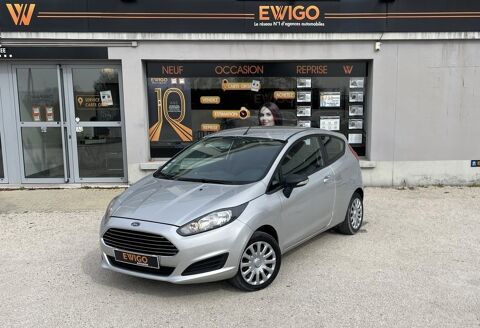 Annonce voiture Ford Fiesta 6989 