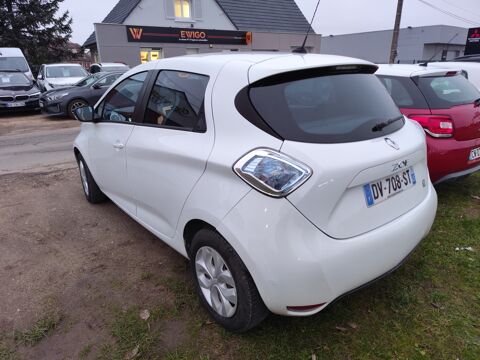 Renault Zoé R240 ZE 90 22KWH ACHAT-INTEGRAL CHARGE-NORMALE LIFE BVA 2015 occasion Olivet 45160